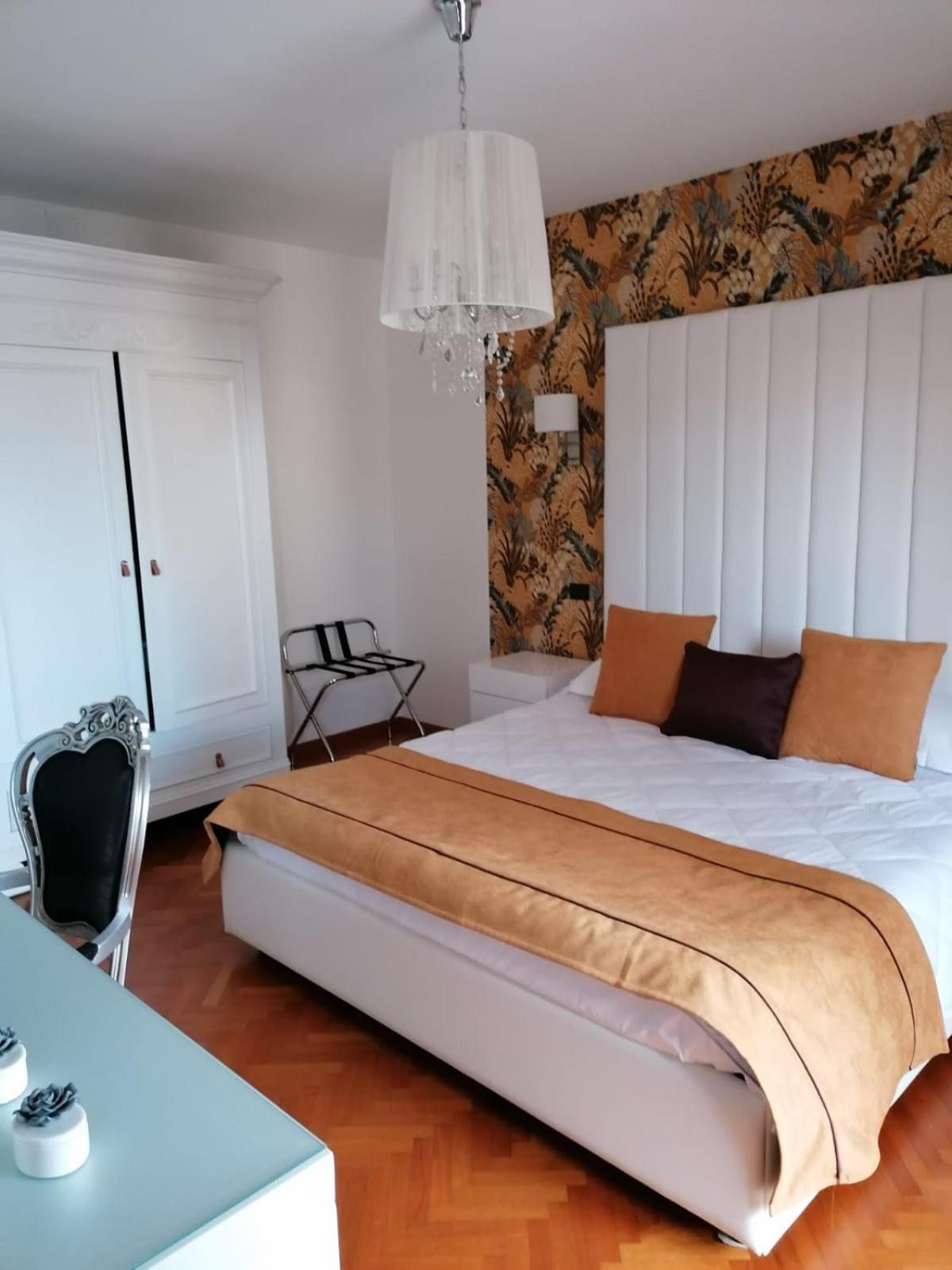 Casa Tra Borgo E Mare Villa Monopoli Bagian luar foto